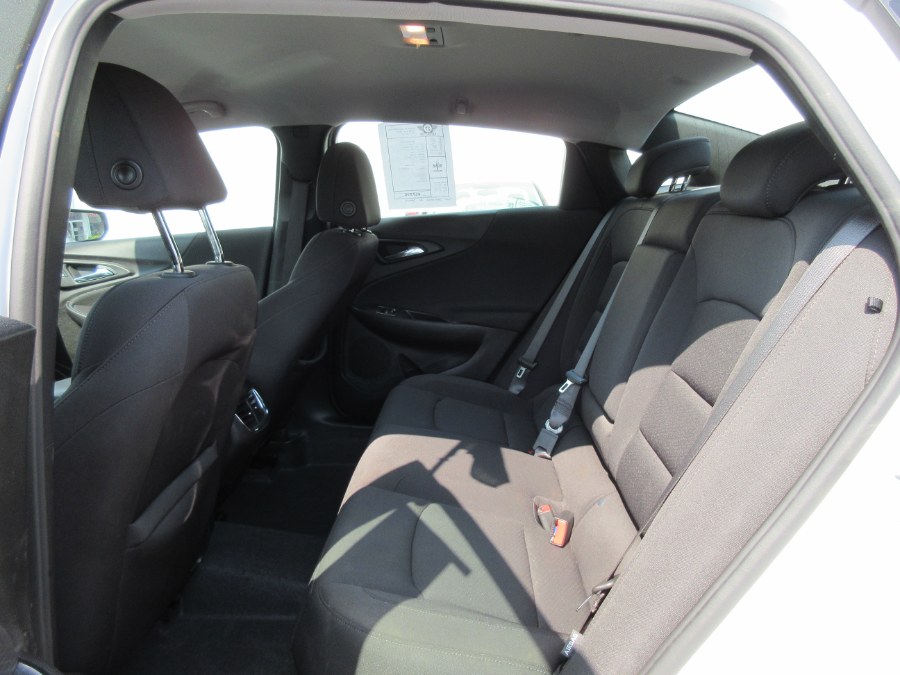 2020 Chevrolet Malibu 4dr Sdn LT, available for sale in Linden, New Jersey | Route 27 Auto Mall. Linden, New Jersey 2020 Chevrolet Malibu 4dr Sdn LT, available for sale in Linden, New Jersey | Route 27 Auto Mall. Linden, New Jersey