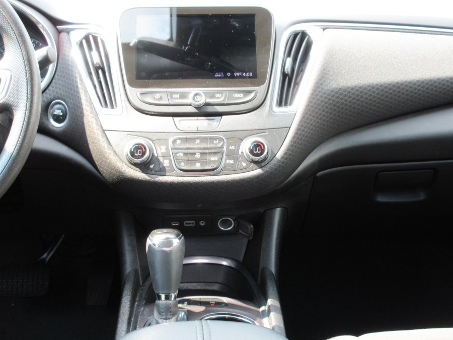 2020 Chevrolet Malibu 4dr Sdn LT, available for sale in Linden, New Jersey | Route 27 Auto Mall. Linden, New Jersey 2020 Chevrolet Malibu 4dr Sdn LT, available for sale in Linden, New Jersey | Route 27 Auto Mall. Linden, New Jersey