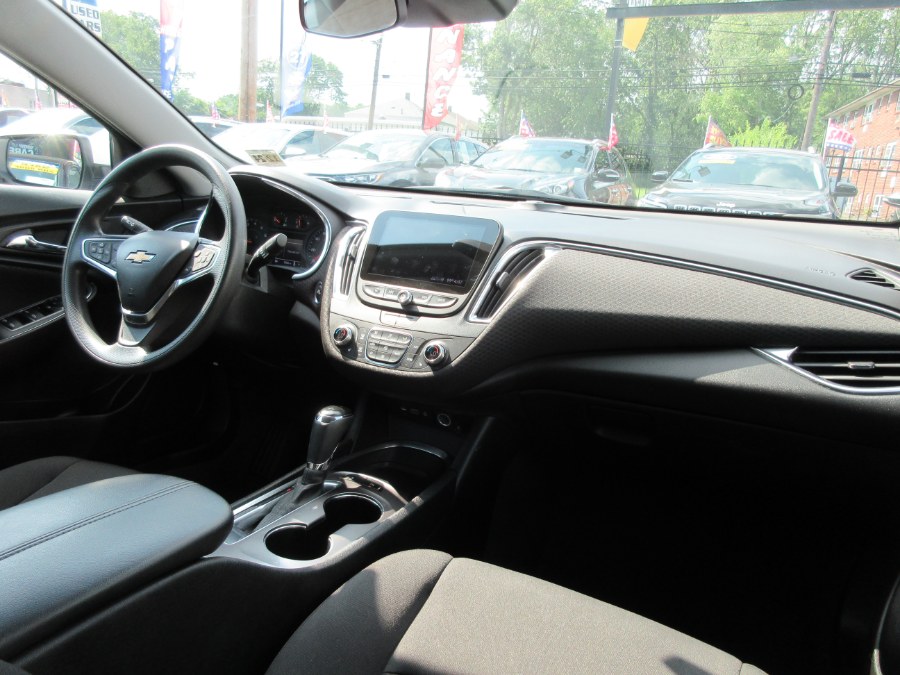 2020 Chevrolet Malibu 4dr Sdn LT, available for sale in Linden, New Jersey | Route 27 Auto Mall. Linden, New Jersey 2020 Chevrolet Malibu 4dr Sdn LT, available for sale in Linden, New Jersey | Route 27 Auto Mall. Linden, New Jersey