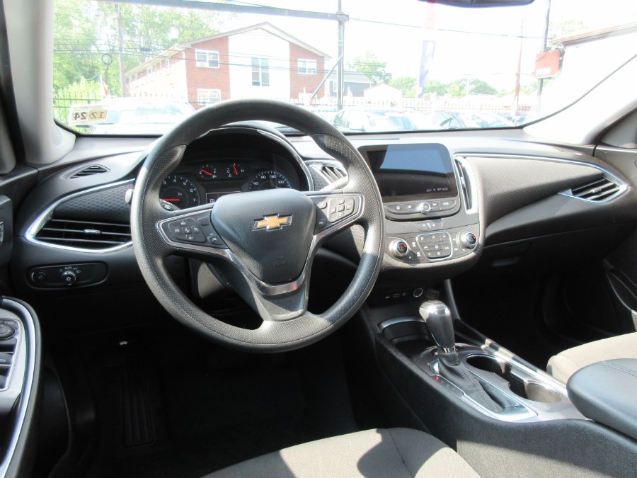 2020 Chevrolet Malibu 4dr Sdn LT, available for sale in Linden, New Jersey | Route 27 Auto Mall. Linden, New Jersey 2020 Chevrolet Malibu 4dr Sdn LT, available for sale in Linden, New Jersey | Route 27 Auto Mall. Linden, New Jersey