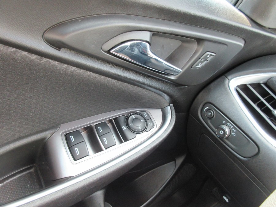 2020 Chevrolet Malibu 4dr Sdn LT, available for sale in Linden, New Jersey | Route 27 Auto Mall. Linden, New Jersey 2020 Chevrolet Malibu 4dr Sdn LT, available for sale in Linden, New Jersey | Route 27 Auto Mall. Linden, New Jersey