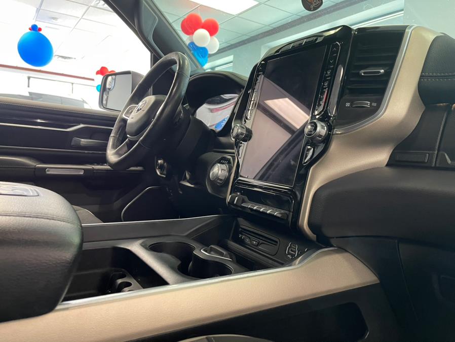 Used Ram 1500 Laramie 4x2 Crew Cab 5''7" Box 2019 | 5 Towns Drive. Inwood, New York Used Ram 1500 Laramie 4x2 Crew Cab 5''7" Box 2019 | 5 Towns Drive. Inwood, New York