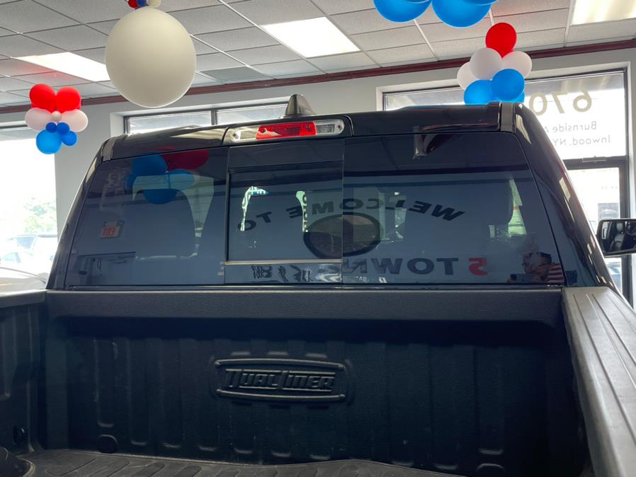 Used Ram 1500 Laramie 4x2 Crew Cab 5''7" Box 2019 | 5 Towns Drive. Inwood, New York Used Ram 1500 Laramie 4x2 Crew Cab 5''7" Box 2019 | 5 Towns Drive. Inwood, New York
