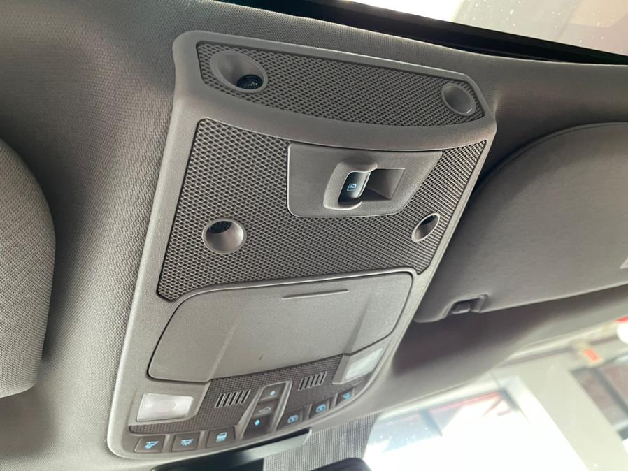2015 Ford F-150 4WD SuperCrew 145" Lariat, available for sale in Inwood, New York | 5 Towns Drive. Inwood, New York 2015 Ford F-150 4WD SuperCrew 145" Lariat, available for sale in Inwood, New York | 5 Towns Drive. Inwood, New York