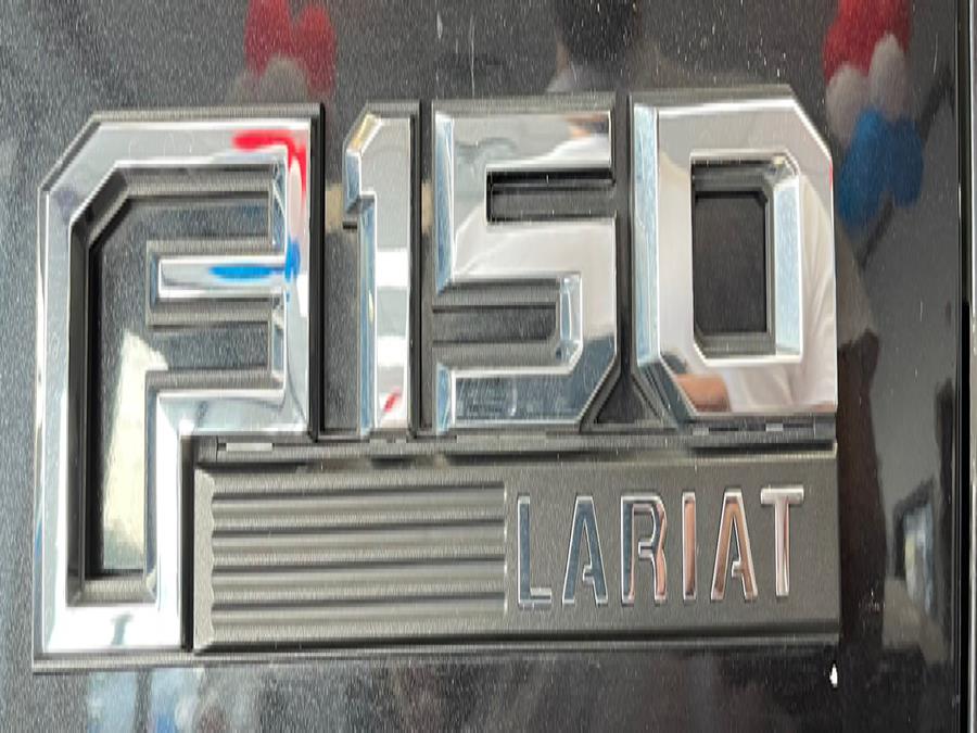 2015 Ford F-150 4WD SuperCrew 145" Lariat, available for sale in Inwood, New York | 5 Towns Drive. Inwood, New York 2015 Ford F-150 4WD SuperCrew 145" Lariat, available for sale in Inwood, New York | 5 Towns Drive. Inwood, New York