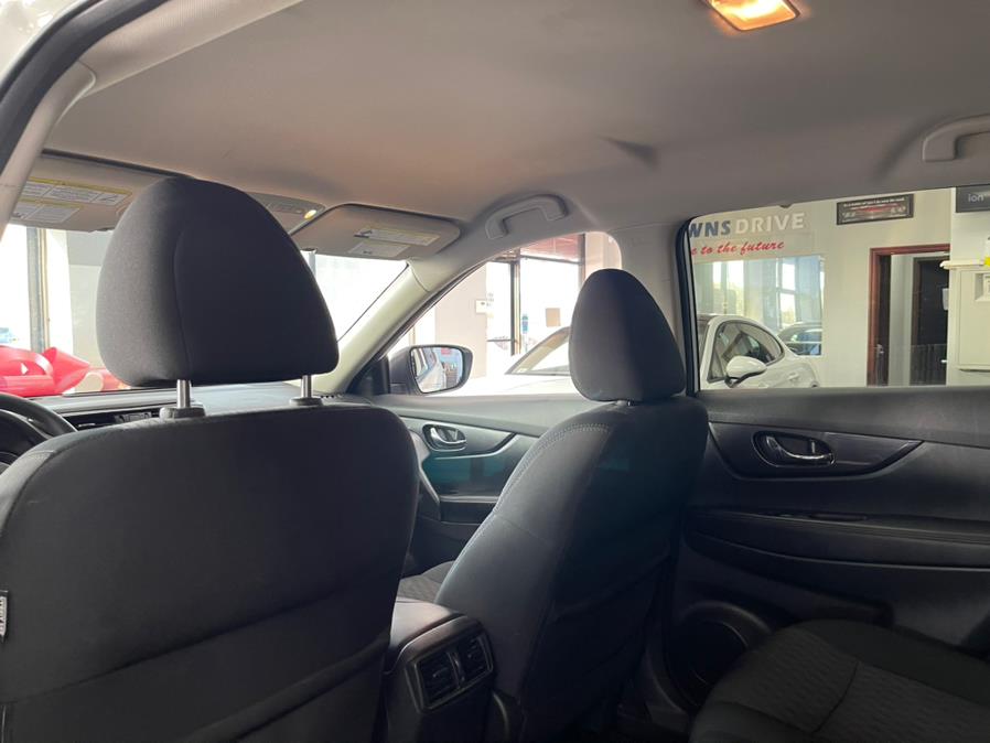 Used Nissan Rogue SV AWD SV 2019 | 5 Towns Drive. Inwood, New York Used Nissan Rogue SV AWD SV 2019 | 5 Towns Drive. Inwood, New York