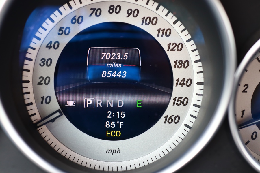 2013 Mercedes-Benz C-Class 4dr Sdn C 300 Luxury 4MATIC, available for sale in Jamaica, New York | Hillside Auto Mall Inc.. Jamaica, New York 2013 Mercedes-Benz C-Class 4dr Sdn C 300 Luxury 4MATIC, available for sale in Jamaica, New York | Hillside Auto Mall Inc.. Jamaica, New York