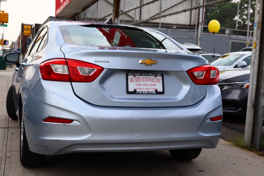 Used Chevrolet Cruze 4dr Sdn 1.4L LS w/1SB 2017 | Hillside Auto Mall Inc.. Jamaica, New York Used Chevrolet Cruze 4dr Sdn 1.4L LS w/1SB 2017 | Hillside Auto Mall Inc.. Jamaica, New York
