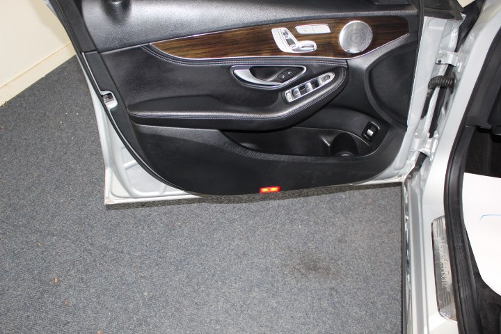 Used Mercedes-Benz C-Class 4dr Sdn C300 4MATIC 2015 | New England Auto Sales LLC. Plainville, Connecticut Used Mercedes-Benz C-Class 4dr Sdn C300 4MATIC 2015 | New England Auto Sales LLC. Plainville, Connecticut