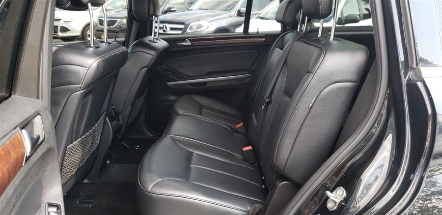 Used Mercedes-Benz GL-Class 4MATIC 4dr GL450 2010 | Victoria Preowned Autos Inc. Little Ferry, New Jersey Used Mercedes-Benz GL-Class 4MATIC 4dr GL450 2010 | Victoria Preowned Autos Inc. Little Ferry, New Jersey