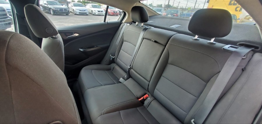 2018 Chevrolet Cruze 4dr Sdn 1.4L LT w/1SD, available for sale in Temple Hills, Maryland | Temple Hills Used Car. Temple Hills, Maryland 2018 Chevrolet Cruze 4dr Sdn 1.4L LT w/1SD, available for sale in Temple Hills, Maryland | Temple Hills Used Car. Temple Hills, Maryland
