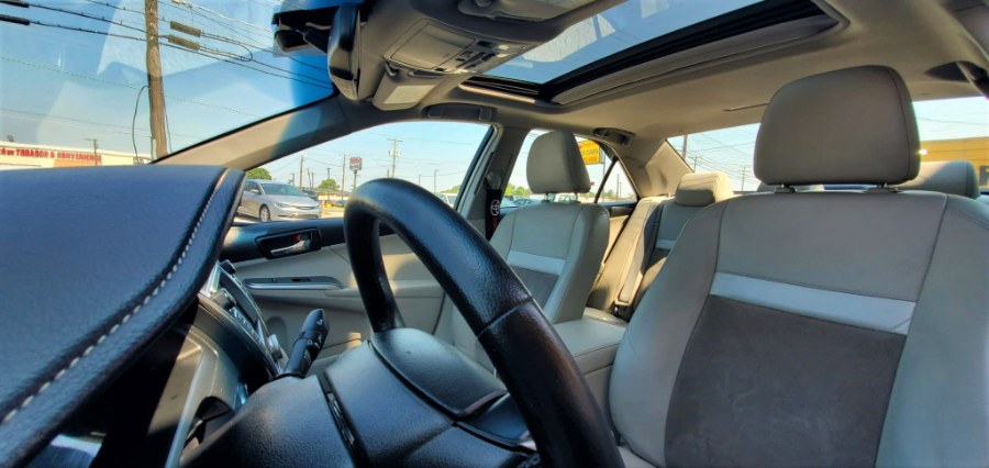 2012 Toyota Camry Hybrid 4dr Sdn XLE, available for sale in Temple Hills, Maryland | Temple Hills Used Car. Temple Hills, Maryland 2012 Toyota Camry Hybrid 4dr Sdn XLE, available for sale in Temple Hills, Maryland | Temple Hills Used Car. Temple Hills, Maryland