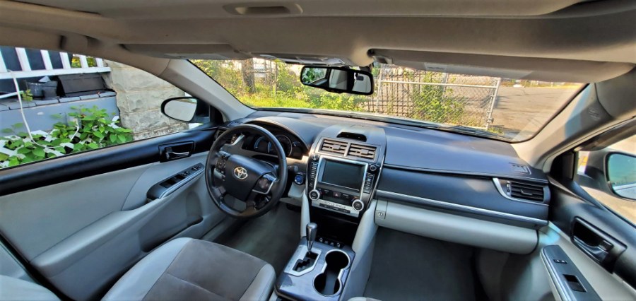 2012 Toyota Camry Hybrid 4dr Sdn XLE, available for sale in Temple Hills, Maryland | Temple Hills Used Car. Temple Hills, Maryland 2012 Toyota Camry Hybrid 4dr Sdn XLE, available for sale in Temple Hills, Maryland | Temple Hills Used Car. Temple Hills, Maryland