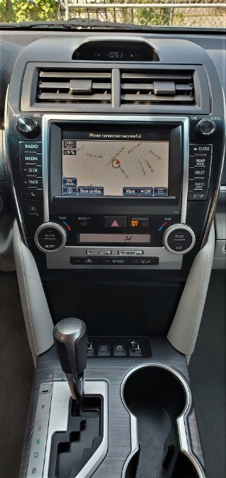 2012 Toyota Camry Hybrid 4dr Sdn XLE, available for sale in Temple Hills, Maryland | Temple Hills Used Car. Temple Hills, Maryland 2012 Toyota Camry Hybrid 4dr Sdn XLE, available for sale in Temple Hills, Maryland | Temple Hills Used Car. Temple Hills, Maryland