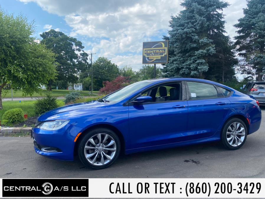 Used Chrysler 200 4dr Sdn S FWD 2015 | Central A/S LLC. East Windsor, Connecticut Used Chrysler 200 4dr Sdn S FWD 2015 | Central A/S LLC. East Windsor, Connecticut