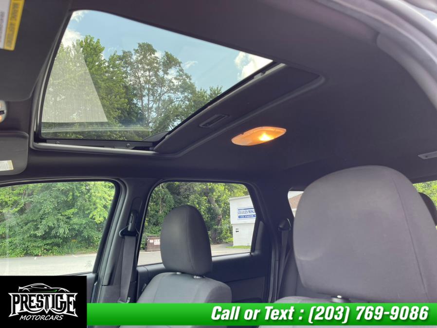 Used Ford Escape 4WD 4dr XLT 2012 | J&J Auto Sales & Repairs llc DBA Prestige Motorcar. Oakville, Connecticut Used Ford Escape 4WD 4dr XLT 2012 | J&J Auto Sales & Repairs llc DBA Prestige Motorcar. Oakville, Connecticut