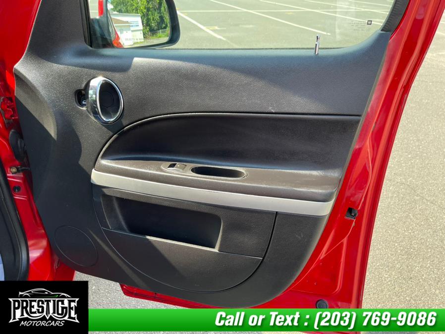 Used Chevrolet HHR FWD 4dr LT w/1LT 2011 | J&J Auto Sales & Repairs llc DBA Prestige Motorcar. Oakville, Connecticut Used Chevrolet HHR FWD 4dr LT w/1LT 2011 | J&J Auto Sales & Repairs llc DBA Prestige Motorcar. Oakville, Connecticut
