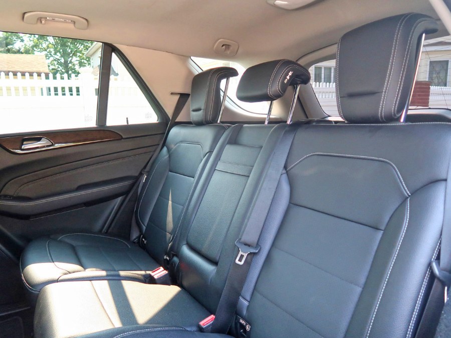 Used Mercedes-benz M-class ML 350 2015 | Auto Expo Ent Inc.. Great Neck, New York Used Mercedes-benz M-class ML 350 2015 | Auto Expo Ent Inc.. Great Neck, New York