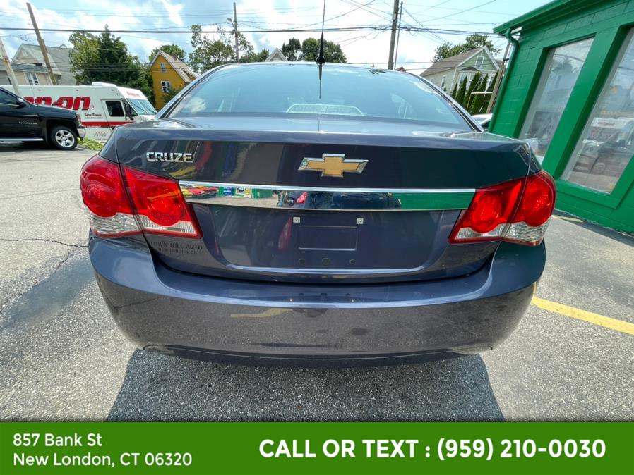 Used Chevrolet Cruze 4dr Sdn Man LS 2014 | McAvoy Inc dba Town Hill Auto. New London, Connecticut Used Chevrolet Cruze 4dr Sdn Man LS 2014 | McAvoy Inc dba Town Hill Auto. New London, Connecticut