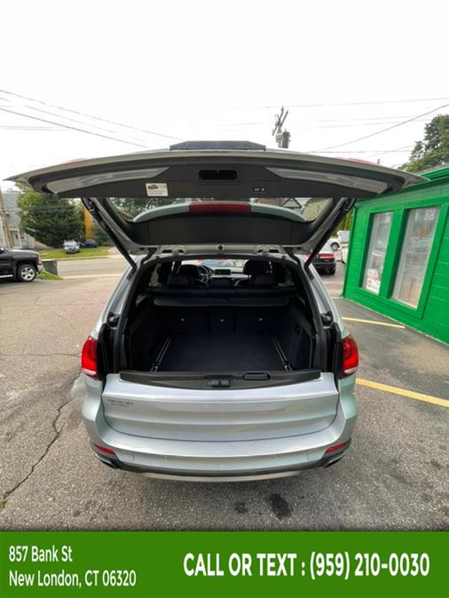 Used BMW X5 xDrive50i Sports Activity Vehicle 2017 | McAvoy Inc dba Town Hill Auto. New London, Connecticut Used BMW X5 xDrive50i Sports Activity Vehicle 2017 | McAvoy Inc dba Town Hill Auto. New London, Connecticut