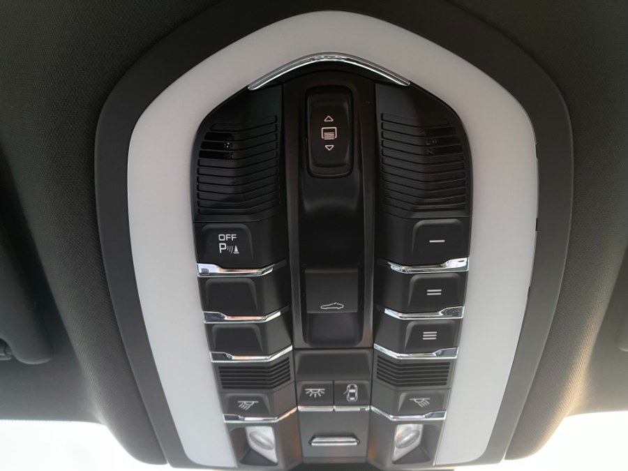 Used Porsche Macan S AWD 2015 | Champion Auto Hillside. Hillside, New Jersey Used Porsche Macan S AWD 2015 | Champion Auto Hillside. Hillside, New Jersey