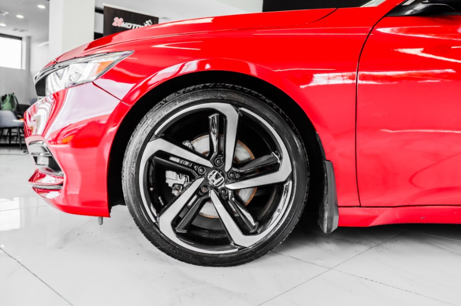 Used Honda Accord Sedan Sport 2.0T Auto 2018 | 26 Motors Long Island. ELMONT, New York Used Honda Accord Sedan Sport 2.0T Auto 2018 | 26 Motors Long Island. ELMONT, New York