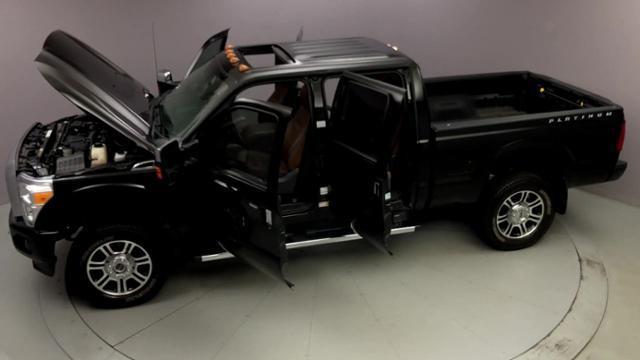 Used Ford Super Duty F-350 Srw 4WD Crew Cab 156 Platinum 2016 | J&M Automotive Sls&Svc LLC. Naugatuck, Connecticut Used Ford Super Duty F-350 Srw 4WD Crew Cab 156 Platinum 2016 | J&M Automotive Sls&Svc LLC. Naugatuck, Connecticut
