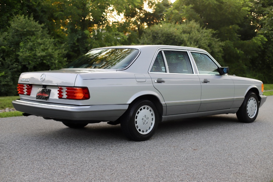 1986 Mercedes-Benz 560 Series 4dr Sedan 560SEL, available for sale in North Salem, New York | Meccanic Shop North Inc. North Salem, New York 1986 Mercedes-Benz 560 Series 4dr Sedan 560SEL, available for sale in North Salem, New York | Meccanic Shop North Inc. North Salem, New York