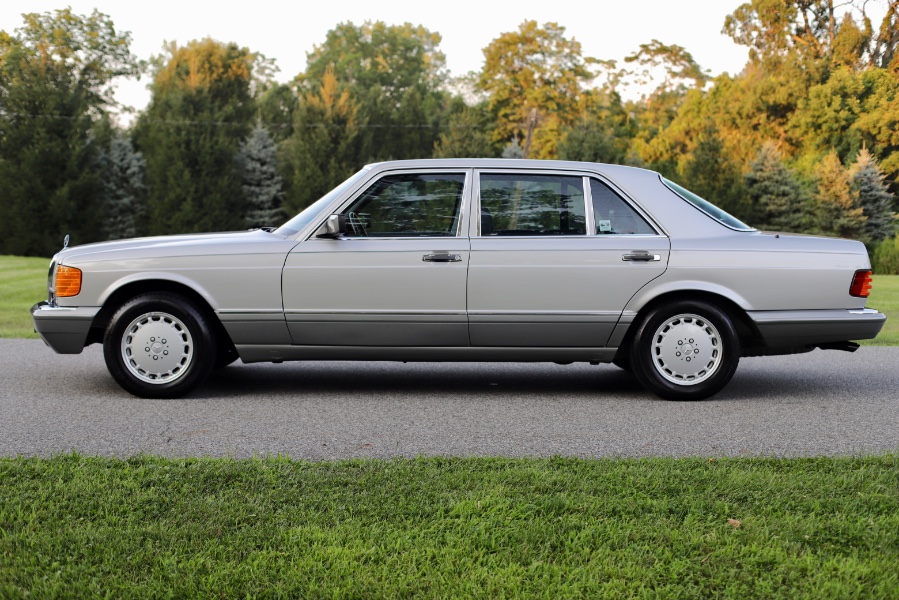 1986 Mercedes-Benz 560 Series 4dr Sedan 560SEL, available for sale in North Salem, New York | Meccanic Shop North Inc. North Salem, New York 1986 Mercedes-Benz 560 Series 4dr Sedan 560SEL, available for sale in North Salem, New York | Meccanic Shop North Inc. North Salem, New York