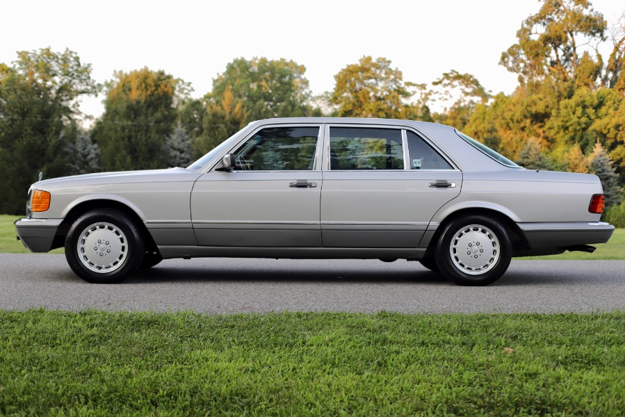 1986 Mercedes-Benz 560 Series 4dr Sedan 560SEL, available for sale in North Salem, New York | Meccanic Shop North Inc. North Salem, New York 1986 Mercedes-Benz 560 Series 4dr Sedan 560SEL, available for sale in North Salem, New York | Meccanic Shop North Inc. North Salem, New York