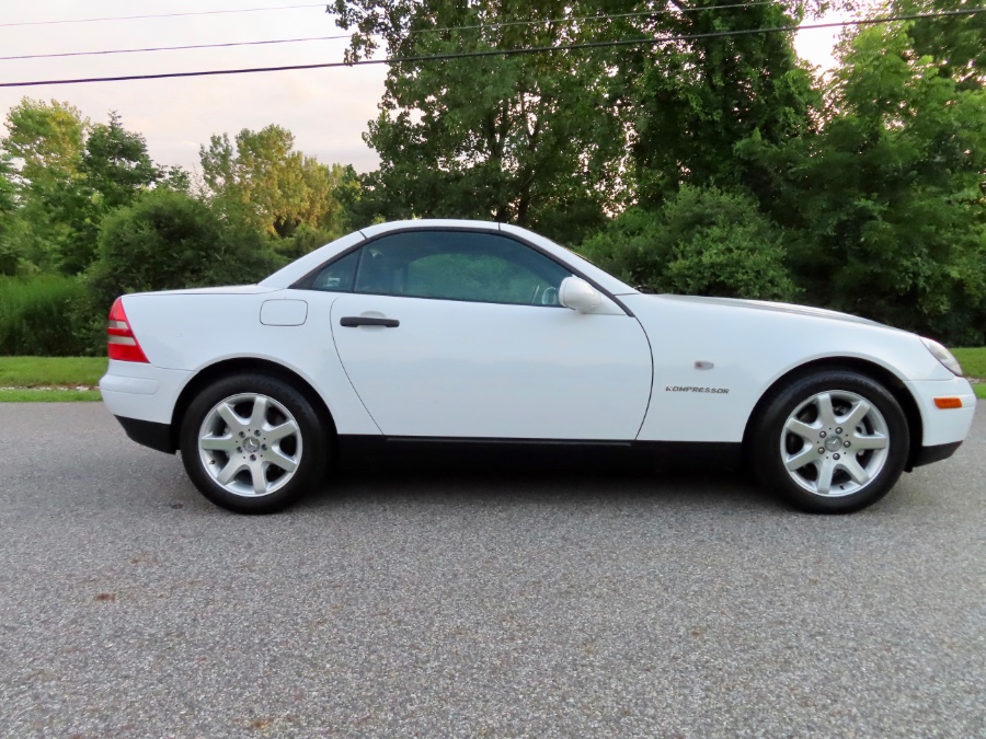 Used Mercedes-Benz SLK-Class 2dr Kompressor Roadster 2.3L 1999 | Meccanic Shop North Inc. North Salem, New York Used Mercedes-Benz SLK-Class 2dr Kompressor Roadster 2.3L 1999 | Meccanic Shop North Inc. North Salem, New York