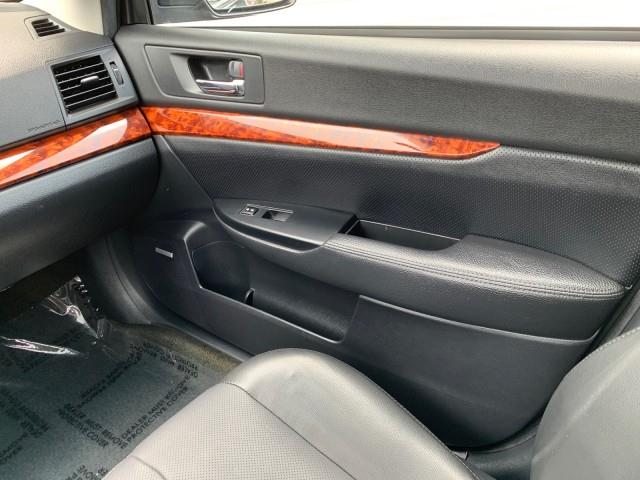 Used Subaru Outback 2.5i Limited 2012 | Valentine Motor Company. Forestville, Maryland Used Subaru Outback 2.5i Limited 2012 | Valentine Motor Company. Forestville, Maryland