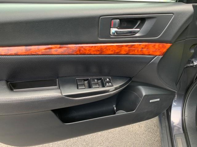 Used Subaru Outback 2.5i Limited 2012 | Valentine Motor Company. Forestville, Maryland Used Subaru Outback 2.5i Limited 2012 | Valentine Motor Company. Forestville, Maryland