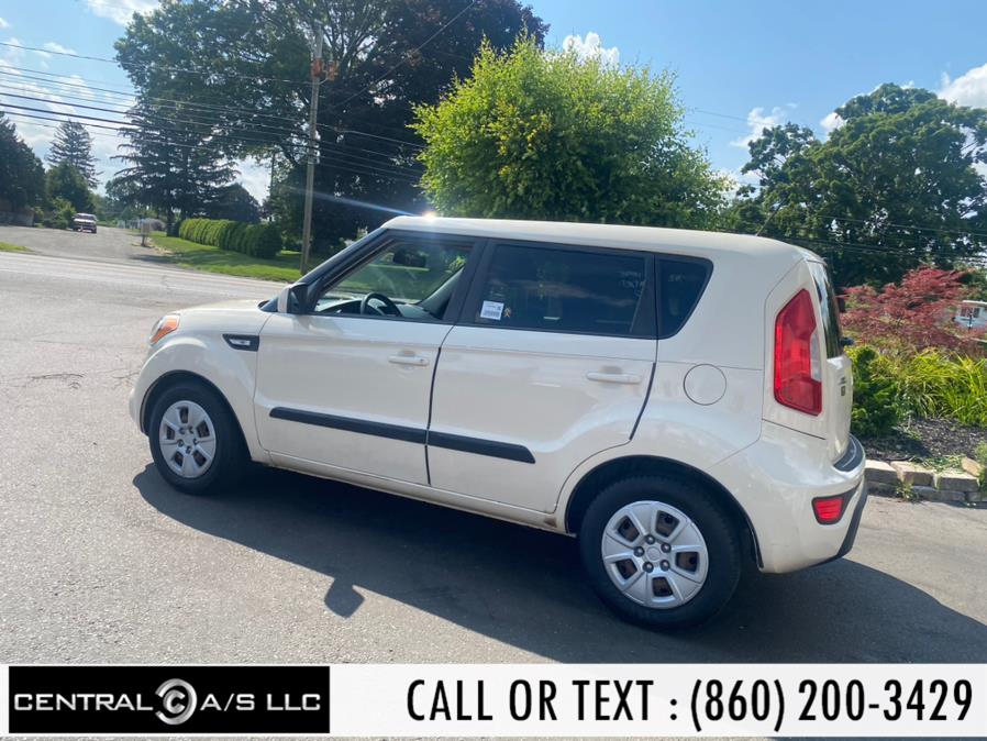Used Kia Soul 5dr Wgn Auto Base 2012 | Central A/S LLC. East Windsor, Connecticut Used Kia Soul 5dr Wgn Auto Base 2012 | Central A/S LLC. East Windsor, Connecticut