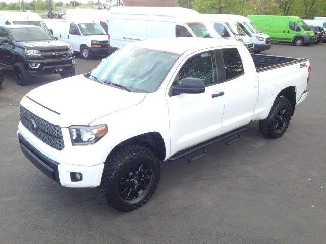 Used Toyota Tundra 4wd SR5 w/ rearCam 2020 | Car Revolution. Maple Shade, New Jersey Used Toyota Tundra 4wd SR5 w/ rearCam 2020 | Car Revolution. Maple Shade, New Jersey