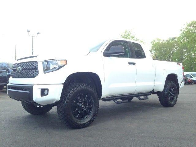 Used Toyota Tundra 4wd SR5 w/ rearCam 2020 | Car Revolution. Maple Shade, New Jersey Used Toyota Tundra 4wd SR5 w/ rearCam 2020 | Car Revolution. Maple Shade, New Jersey