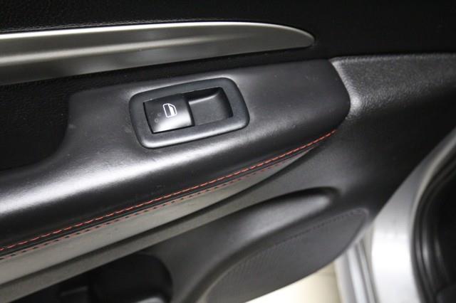 Used Dodge Durango R/T HEMI AWD w/ Navi & rearCam 2017 | Car Revolution. Maple Shade, New Jersey Used Dodge Durango R/T HEMI AWD w/ Navi & rearCam 2017 | Car Revolution. Maple Shade, New Jersey