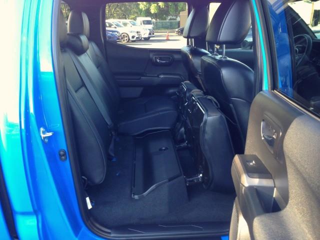 Used Toyota Tacoma 4wd TRD Pro w/ Navi & rearCam 2019 | Car Revolution. Maple Shade, New Jersey Used Toyota Tacoma 4wd TRD Pro w/ Navi & rearCam 2019 | Car Revolution. Maple Shade, New Jersey