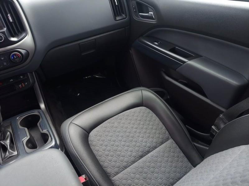 Used Chevrolet Colorado 4WD Z71/Apple CarPlay / Rear Camera 2016 | Car Revolution. Maple Shade, New Jersey Used Chevrolet Colorado 4WD Z71/Apple CarPlay / Rear Camera 2016 | Car Revolution. Maple Shade, New Jersey
