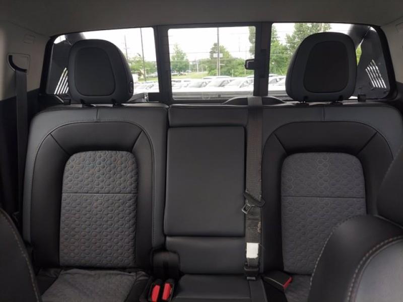 Used Chevrolet Colorado 4WD Z71/Apple CarPlay / Rear Camera 2016 | Car Revolution. Maple Shade, New Jersey Used Chevrolet Colorado 4WD Z71/Apple CarPlay / Rear Camera 2016 | Car Revolution. Maple Shade, New Jersey