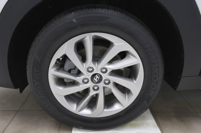 2017 Hyundai Tucson SE AWD w/ rearCam, available for sale in Maple Shade, New Jersey | Car Revolution. Maple Shade, New Jersey 2017 Hyundai Tucson SE AWD w/ rearCam, available for sale in Maple Shade, New Jersey | Car Revolution. Maple Shade, New Jersey