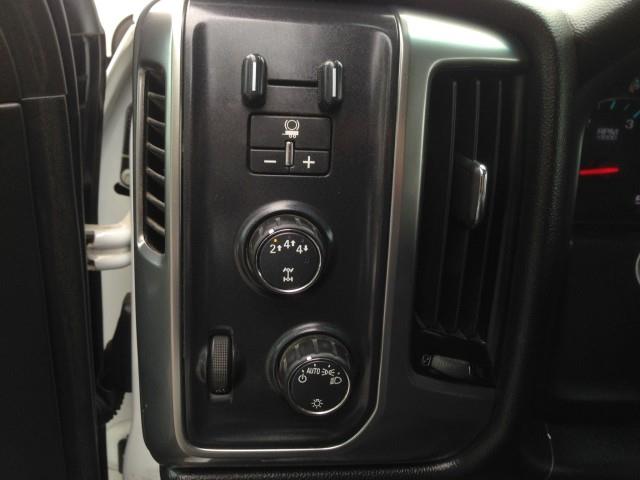 Used Chevrolet Silverado 2500hd DuraMaxTD LT 4WD w/ rearCam 2019 | Car Revolution. Maple Shade, New Jersey Used Chevrolet Silverado 2500hd DuraMaxTD LT 4WD w/ rearCam 2019 | Car Revolution. Maple Shade, New Jersey