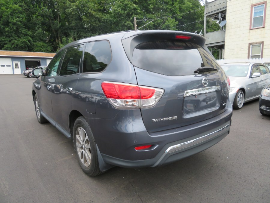 Used Nissan Pathfinder 4WD 4dr S 2014 | Auto Match LLC. Waterbury, Connecticut Used Nissan Pathfinder 4WD 4dr S 2014 | Auto Match LLC. Waterbury, Connecticut