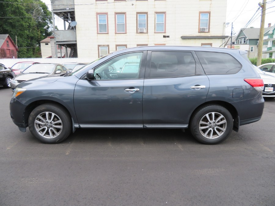 Used Nissan Pathfinder 4WD 4dr S 2014 | Auto Match LLC. Waterbury, Connecticut Used Nissan Pathfinder 4WD 4dr S 2014 | Auto Match LLC. Waterbury, Connecticut