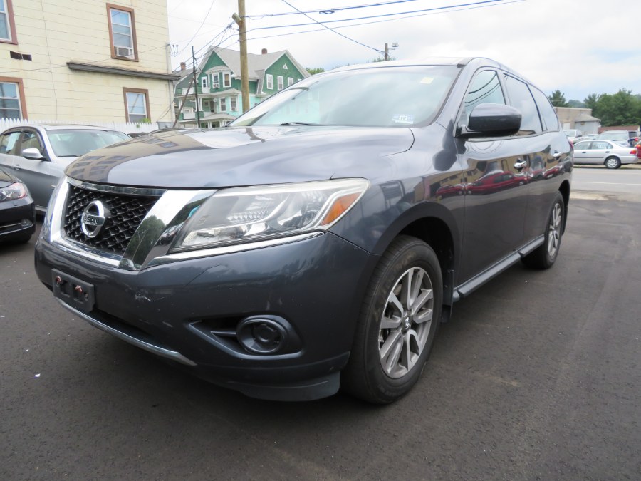 Used Nissan Pathfinder 4WD 4dr S 2014 | Auto Match LLC. Waterbury, Connecticut Used Nissan Pathfinder 4WD 4dr S 2014 | Auto Match LLC. Waterbury, Connecticut