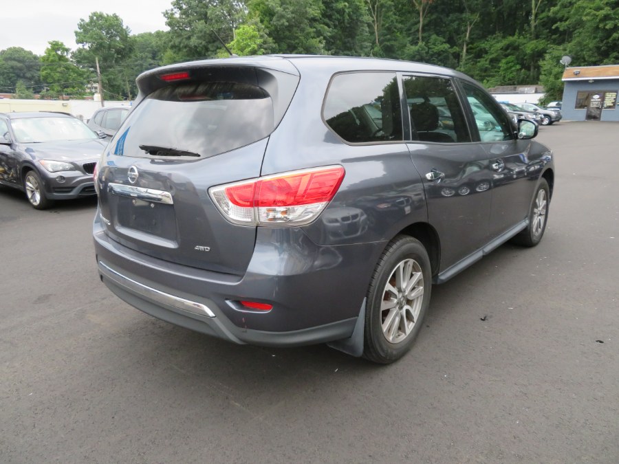 Used Nissan Pathfinder 4WD 4dr S 2014 | Auto Match LLC. Waterbury, Connecticut Used Nissan Pathfinder 4WD 4dr S 2014 | Auto Match LLC. Waterbury, Connecticut