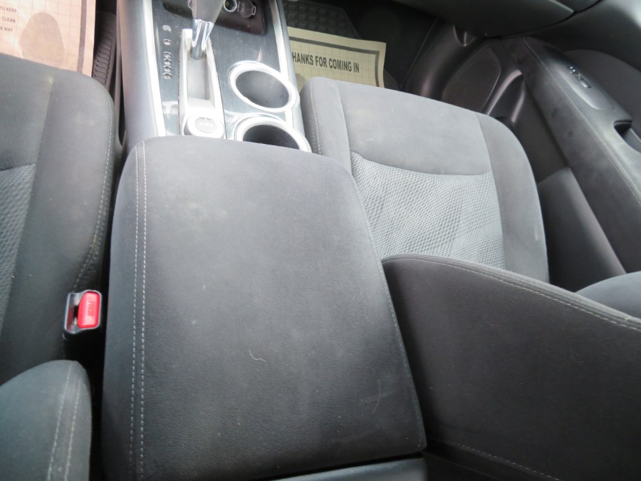 Used Nissan Pathfinder 4WD 4dr S 2014 | Auto Match LLC. Waterbury, Connecticut Used Nissan Pathfinder 4WD 4dr S 2014 | Auto Match LLC. Waterbury, Connecticut