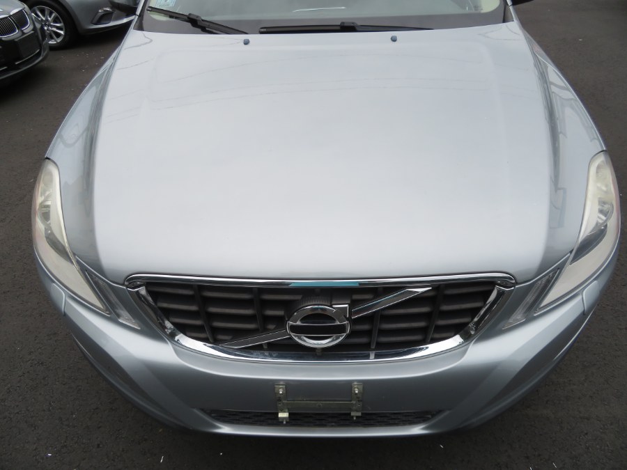 Used Volvo XC60 AWD 4dr T6 R-Design Premier Plus 2013 | Auto Match LLC. Waterbury, Connecticut Used Volvo XC60 AWD 4dr T6 R-Design Premier Plus 2013 | Auto Match LLC. Waterbury, Connecticut