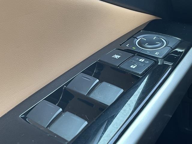 Used Lexus Is 300 2018 | Blasius Federal Road. Brookfield, Connecticut Used Lexus Is 300 2018 | Blasius Federal Road. Brookfield, Connecticut
