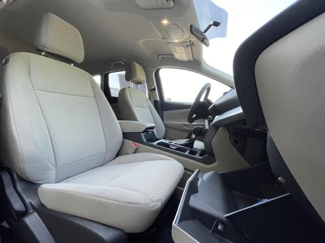 Used Ford Escape SE 2017 | Blasius Federal Road. Brookfield, Connecticut Used Ford Escape SE 2017 | Blasius Federal Road. Brookfield, Connecticut